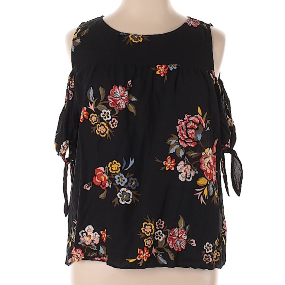 Old Navy Cold-Shoulder SS Top - XL